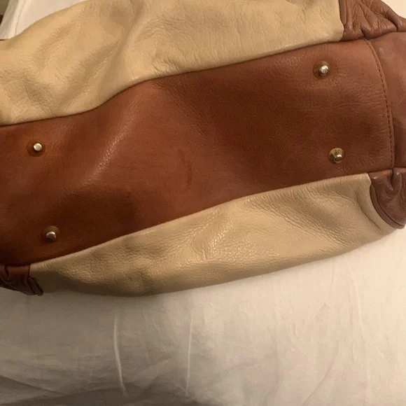 Beautiful Cynthia Rowley Leather Satchet (#16) - Picture 8 of 8